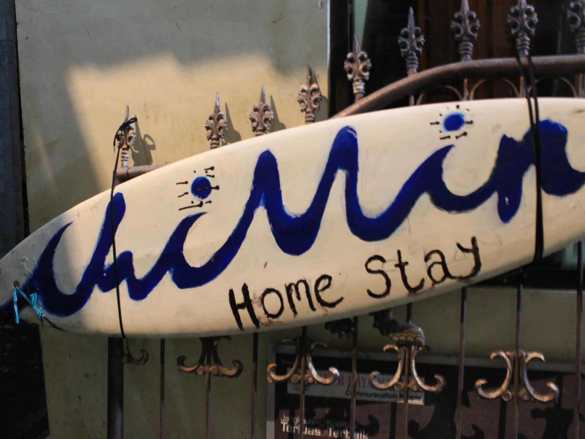 Chillin Kuta Homestay Экстерьер фото