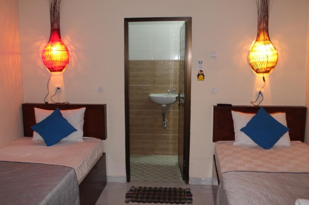 Chillin Kuta Homestay Экстерьер фото